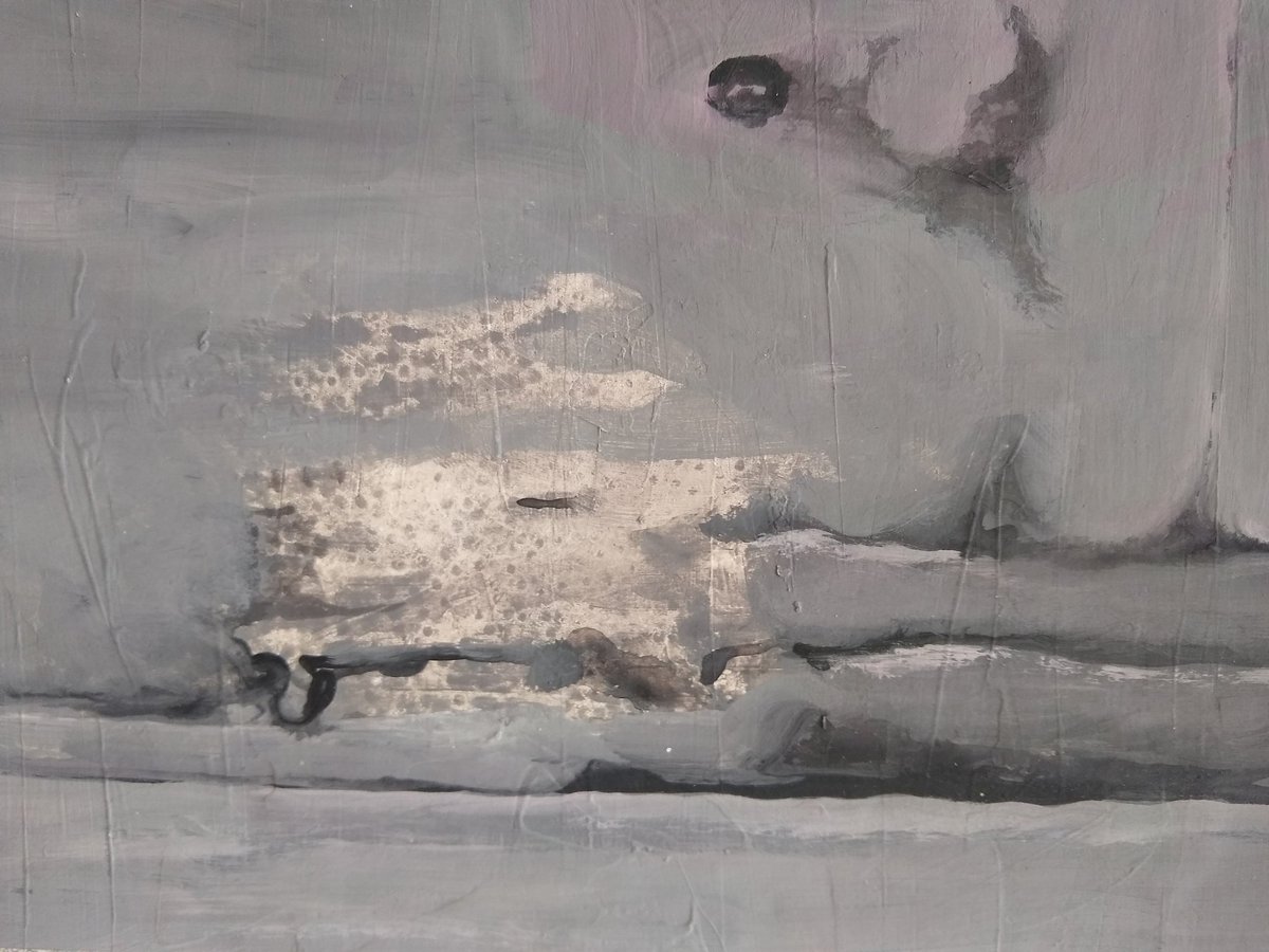 … Por mi se llega a la ciudad doliente.
Por mi se avanza hacia la eterna pena.
Por mi se va tras la perdida gente.

Dios al pecado señaló condena
y surgí entonces cual suprema alianza
del poder sumo y la justicia plena.