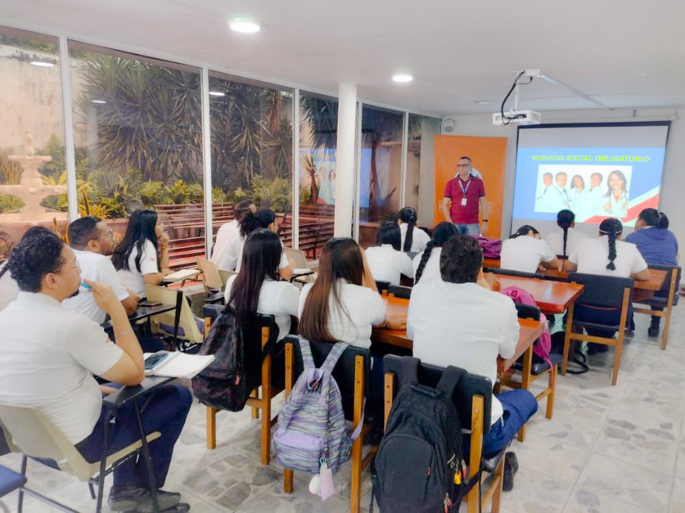osierra50's tweet photo. La mas reciente cohorte de egresados del programa de Enfermería de la @CURNHumanidades sede BAQ, recibió hoy, de parte de @salud_atlantico, orientación sobre el 1er proceso de asignación de plazas de Servicio Social Obligatorio de 2023, que organiza el @MinSaludCol
#CURN https://t.co/yOhwMJcor8