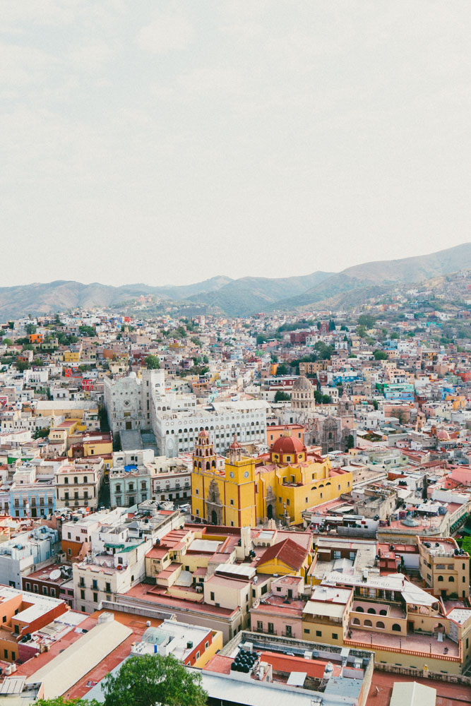 MrGuanajuato's tweet image. ¿Cuál es la capital de Guanajuato?

R= León. 🦁

🔊 MEEEEC ❌, ERROR

Guanajuato es la capital del estado del mismo nombre, pero, por qué muchos se confunden.

Aquí explico por qué León, siendo la ciudad más grande del Bajío, no es la capital de su edo.