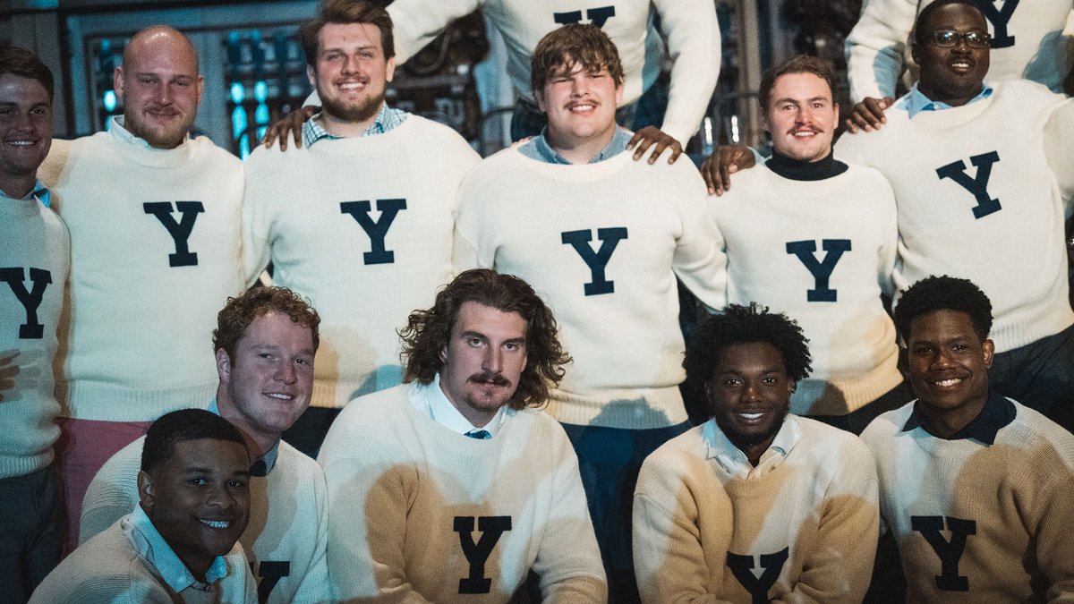 Bulldogs Celebrate Seniors, Announce Team Awards

READ ➡️bit.ly/3VcfxgN

#ThisIsYale