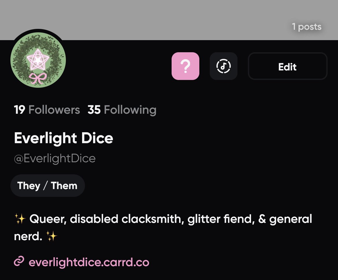 EverlightDice's tweet photo. Jumping on the bandwagon over at the bee app! Nothing much to see on my profile yet, but dice content will be coming soon! https://t.co/yZM6UBN3N1