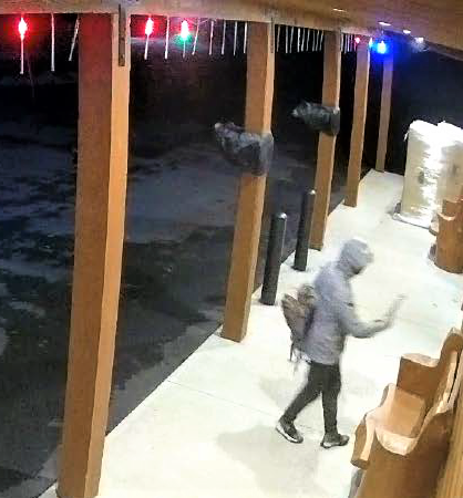 RCMPNS's tweet photo. Lunenburg District RCMP is seeking the publicβs assistance in relation to an attempted break and enter that occurred in #ChesterBasin. https://t.co/LPaSsUv8g7 https://t.co/dAMGKfm3Bv