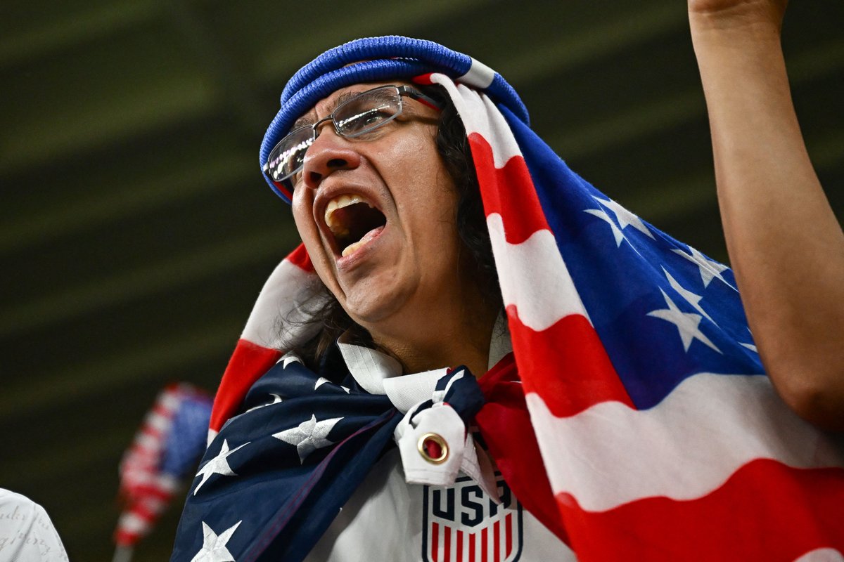 BleacherReport's tweet photo. It's time 🇺🇸 https://t.co/KrnSuW8rMh