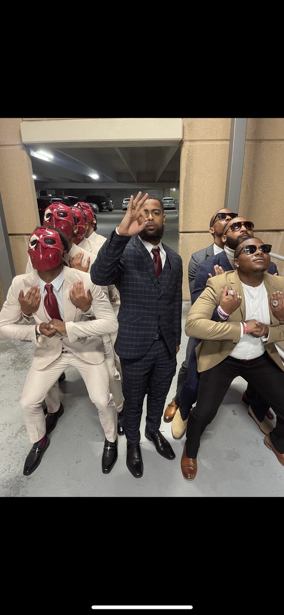longmoneyyh's tweet photo. No Work, No Check, No Pressure, No Diamonds♦️

-Fall 22’
-K.S. The Legacy KNtinues
-Kodeine Krazy 
-Deuce Klub

YO GAH DAMN🖐🏽🖐🏽🖐🏽 https://t.co/d3OIWN8KDd