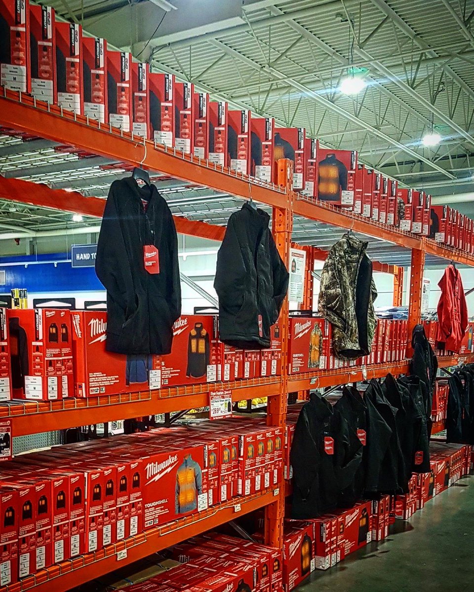 kmstools's tweet photo. Our latest Milwaukee MX Fuel event was a major success at KMS Tools Nanaimo!

Thanks to all who supported @unitedway_bc with all your donations and @milwaukeetool for putting on such a great event! 
 
KMS Tools…Best Value Guaranteed! 

#M18 #MilwaukeeTools #Milwaukee #MXfuel https://t.co/EdYqoicFOx