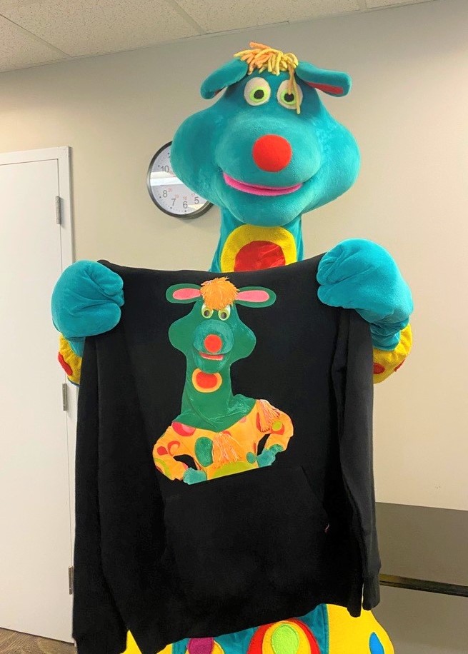 tvo's tweet photo. Look what came in the mail! We're loving the TVO x #Retrokid merch collaboration. 

Rediscover your nostalgic childhood favourites like Polkaroo and Today's Special.

Shop the TVO collection here: https://t.co/4QSP53evAn https://t.co/3eAoEtbFJt