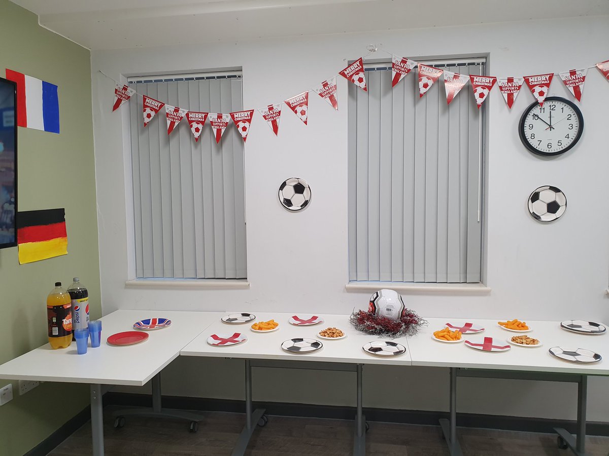 LaurenCol2412 tweet media