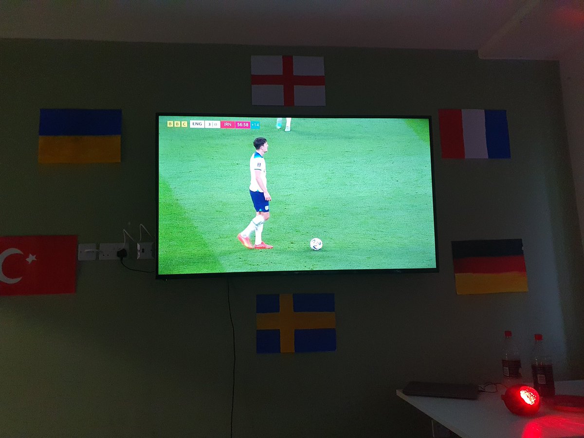 LaurenCol2412 tweet media