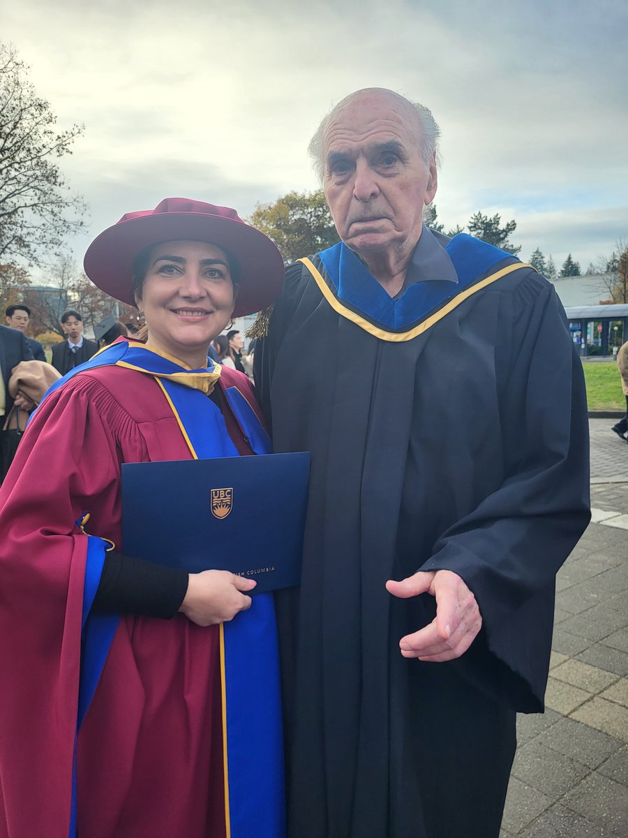 Micro_MarinB's tweet photo. Professor Les. A legend!
@ubcLFS #2020Grad #SoilScience https://t.co/gonZhsbsjF