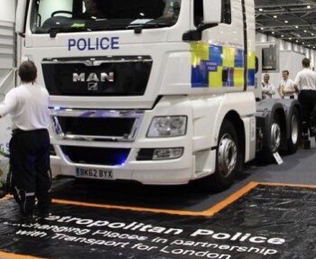DrBike_Lewisham's tweet photo. Tue 22 Nov. 4-6pm Senegal Rd on C10 #DrBike & #ExchangingPlaces #Free #bicycle check & tune up & chance to see a truck drivers view of the road using VR whilst your #bike is being checked #Lewisham #cycling @LewishamCouncil @MetCycleCops https://t.co/sYA3EJMzJk