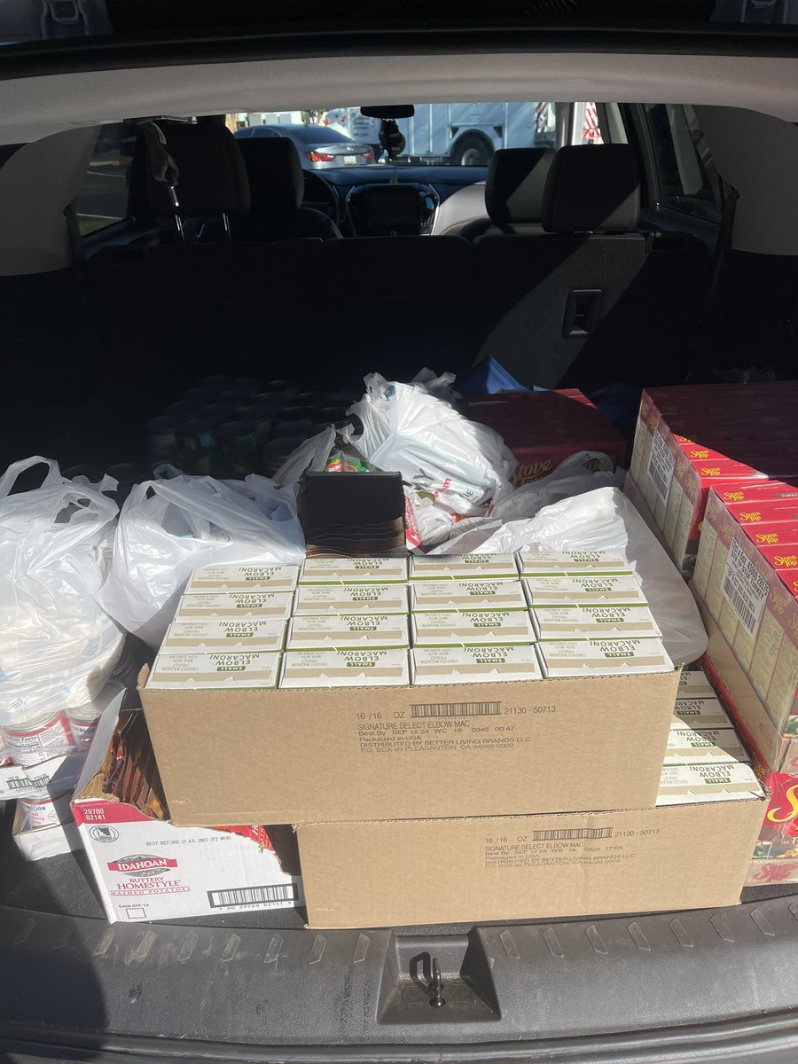 Servpro of Charles County Giving back to the Commuinty by this 
Thanksgiving through Donation given to 
CharlesCountyChildren'sAidSociety
Southern Maryland Food Bank