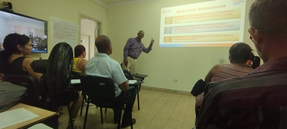 celass_mtss's tweet photo. Comienza en el #Celass la II Edición del Diplomado sobre Seguridad y Salud en el #Trabajo, impartido por @SanDupote 
#MTSS #CubaViveYTrabaja https://t.co/Agg31z9TrV