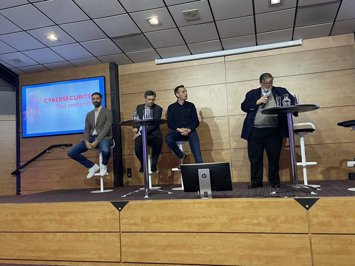 Ngosselin85's tweet photo. Table ronde avec nos experts de la #cybersecurite @ENVOLiiS @Digitemis @dynaMIPS01
Le nombre d’intrusions avérées dans des systèmes d’information signalées à l’ @ANSSI_FR a augmenté de 37% entre 2020 et 2021
@InnoWeek85 @ccivendee @larochesuryonfr
#innoweek85 https://t.co/2Nkcb5YVRb