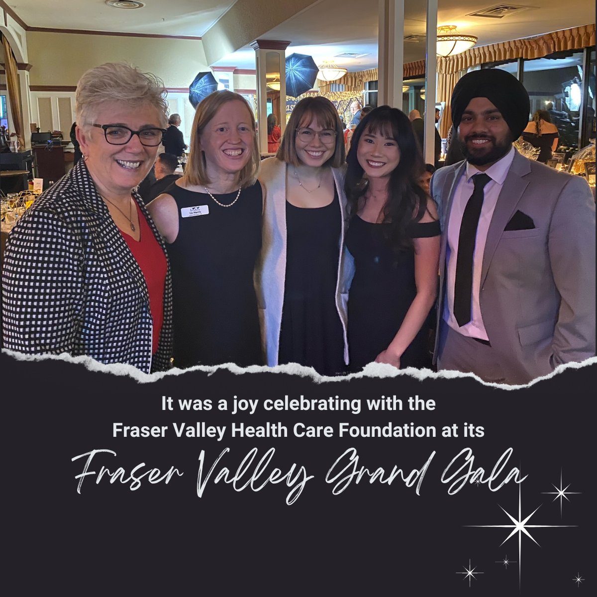 UFV_President's tweet photo. We celebrated with the @FVHCF at its #FraserValley #GrandGala.
Pictured with me (l-r):
✨Liz Harris, #FVHCF ED 
and #goUFV students
✨Rosaley Klassen (nursing)
✨Audrey Tan, (Kinesiology)
✨Gurneesh Purba, (Kinesiology)
#LearnMore:
https://t.co/AuFQ53xol1
https://t.co/QgAvdbqatR https://t.co/dt9J4ithBR