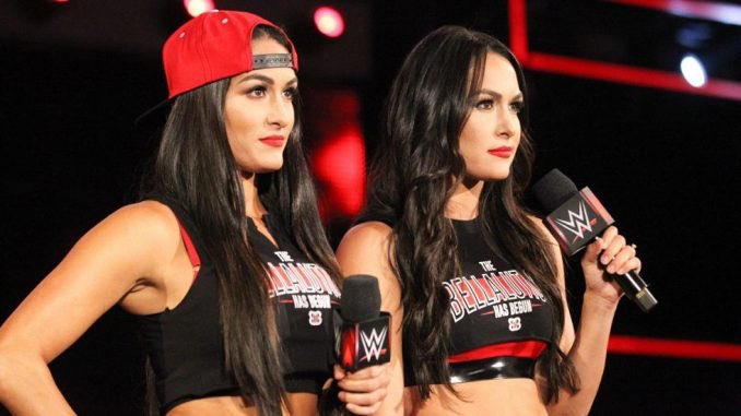 Happy birthday to my favorite twins. The Bella twins. I hope they come back to wwe someday. 