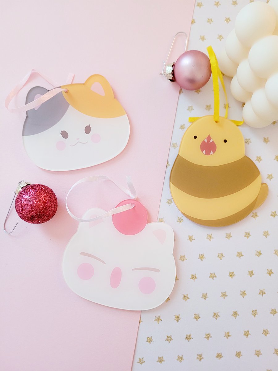 SweetCreamShope's tweet photo. Ornaments are now live! ✨🎄
They are limited so make sure to snag what you like! 

Shop links below: https://t.co/rC6VtwFQio