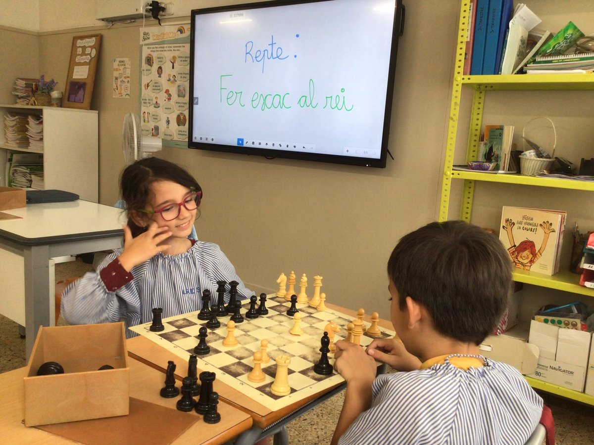 Escola_EMDN's tweet photo. https://t.co/pmyV4YObp3