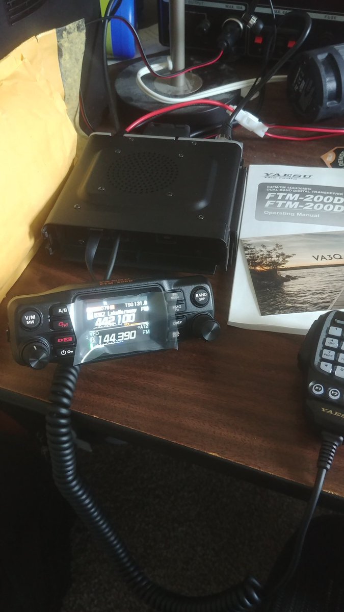 Charlie Li tweet media