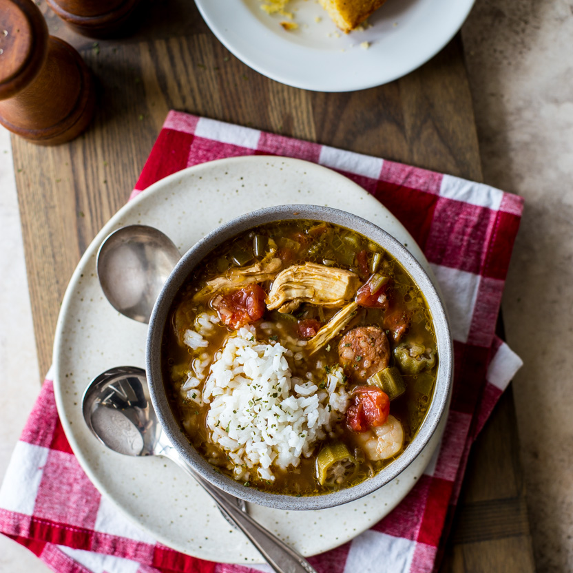 Break out your slow cooker and cozy up to this tasty Easy Slow Cooker Gumbo tonight folks!
RECIPE: thebeachhousekitchen.com/easy-slow-cook…