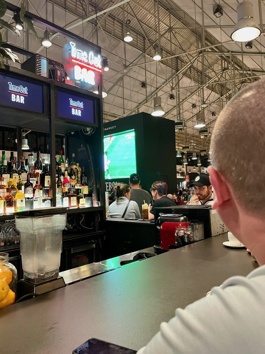 #TOMundial2022 Watching the US in the World Cup in #Lisbon @TimeOutMarketLx