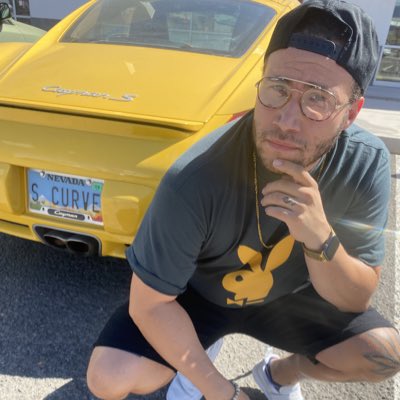 itscramer's tweet photo. #NewProfilePic https://t.co/uxyvod4Pmq