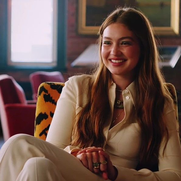 thehadidsource's tweet image. the prettiest