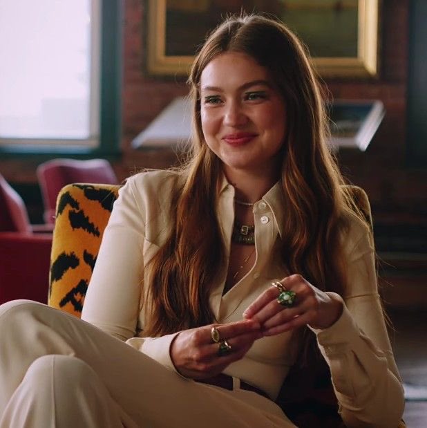 thehadidsource's tweet image. the prettiest