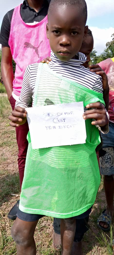 UmojasportDRC's tweet photo. International children’s day #unchildren a short/ deep sentence from our youth: « sleeping is my right. At @UmojasportDRC we commit to using #sport as a #tool for #education and #outreach including #childsafeguarding #youthdevelopment #mentalhealth
#childsright #buildwithsport https://t.co/Ip42auOS1o