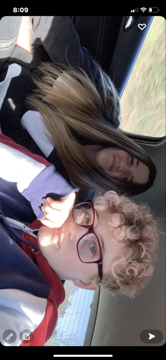 DannieFPS's tweet photo. I can’t believe I’m writing what I am going to write. My beautiful ex girlfriend has passed away today. I loved her so much, I still do love her. Best 4 years of my life were with you. I hope you are at peace now. I miss you so much I really do https://t.co/gb5PO6rRfu