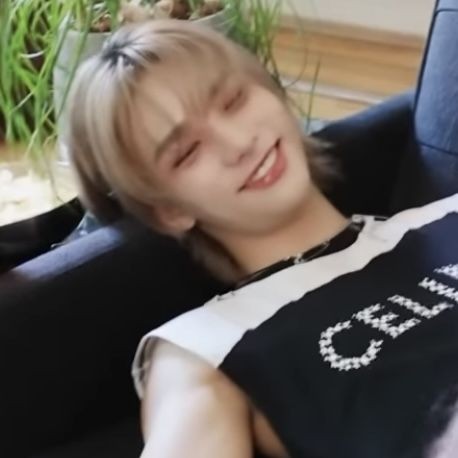 hjinsmiles's tweet photo. https://t.co/orQNlQVTmE