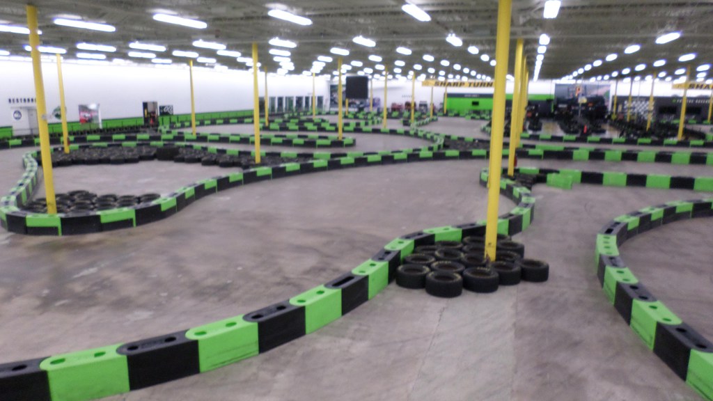 SpeedRaceway's tweet photo. WHO'S HYPE FOR MONSTER TRACK?! Our half-a-mile Monster Track is returning on December 1st at our Cinnaminson location and November 29th through December 1st at our Horsham location! Don't miss your chance to race the longest tracks in Speed Raceway history! #SpeedRaceway https://t.co/5rYDYMlazJ