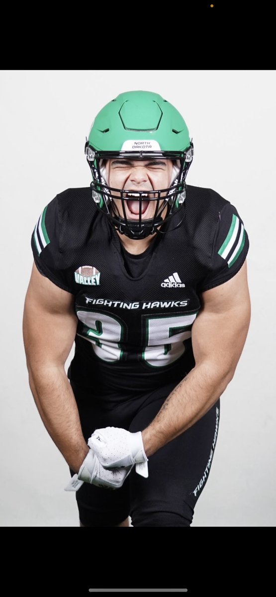KendisLedbetter's tweet photo. I would like to thank everyone who made my time at the University of North Dakota possible! Family forever! With that being said, I have entered the NCAA transfer portal, with 4 years of eligibility remaining. https://t.co/D5vUxJyy6b