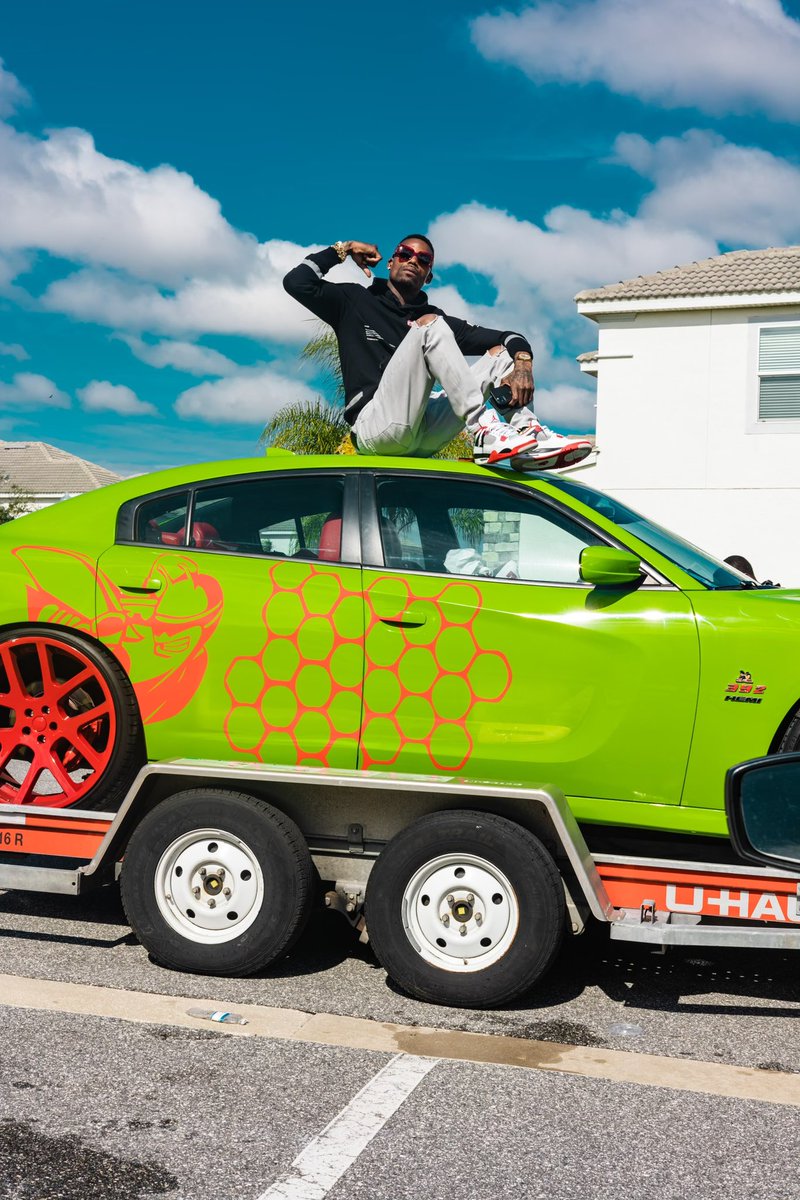 J_Dot239's tweet photo. Pop Out in the Scat @ the Florida Classic jus 2 give dem a Friendly Reminder…..
#SLE #GSGent #TeamKCB #TenToes #448WorldWide #11thTour #PopOutBoyz #PopOutMode #HeavyMotion #2Spodie4TV™️ #GodIsTheGreatest
✔️💯🦾🌊🏄🏾‍♂️😎🤑🤫🐝🤮🩸💰🔋 https://t.co/mf9BSnhb3L