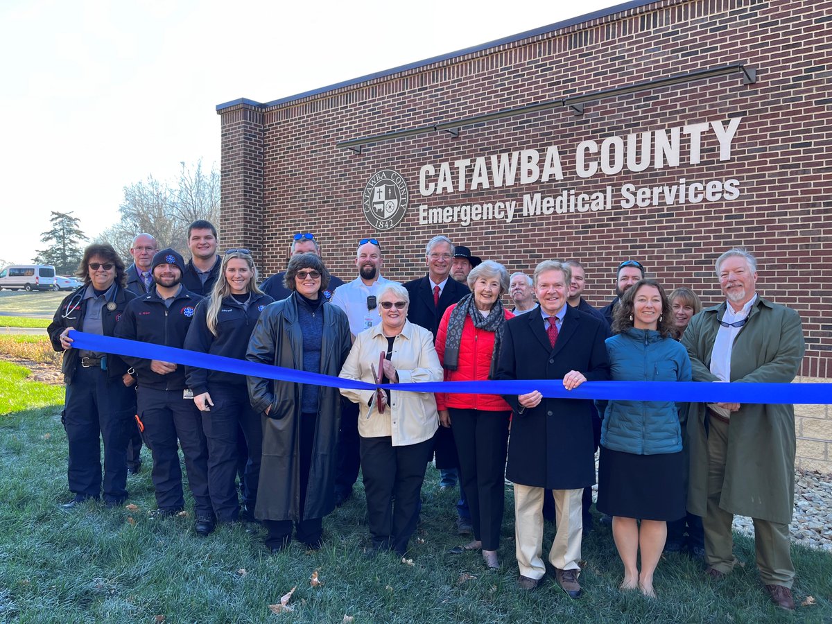 Catawba County Commissioners celebrated the completion of the newly-constructed Catawba County EMS base in Newton with a ribbon cutting ceremony Monday, November 21. Read more at catawbacountync.gov/news/commissio…