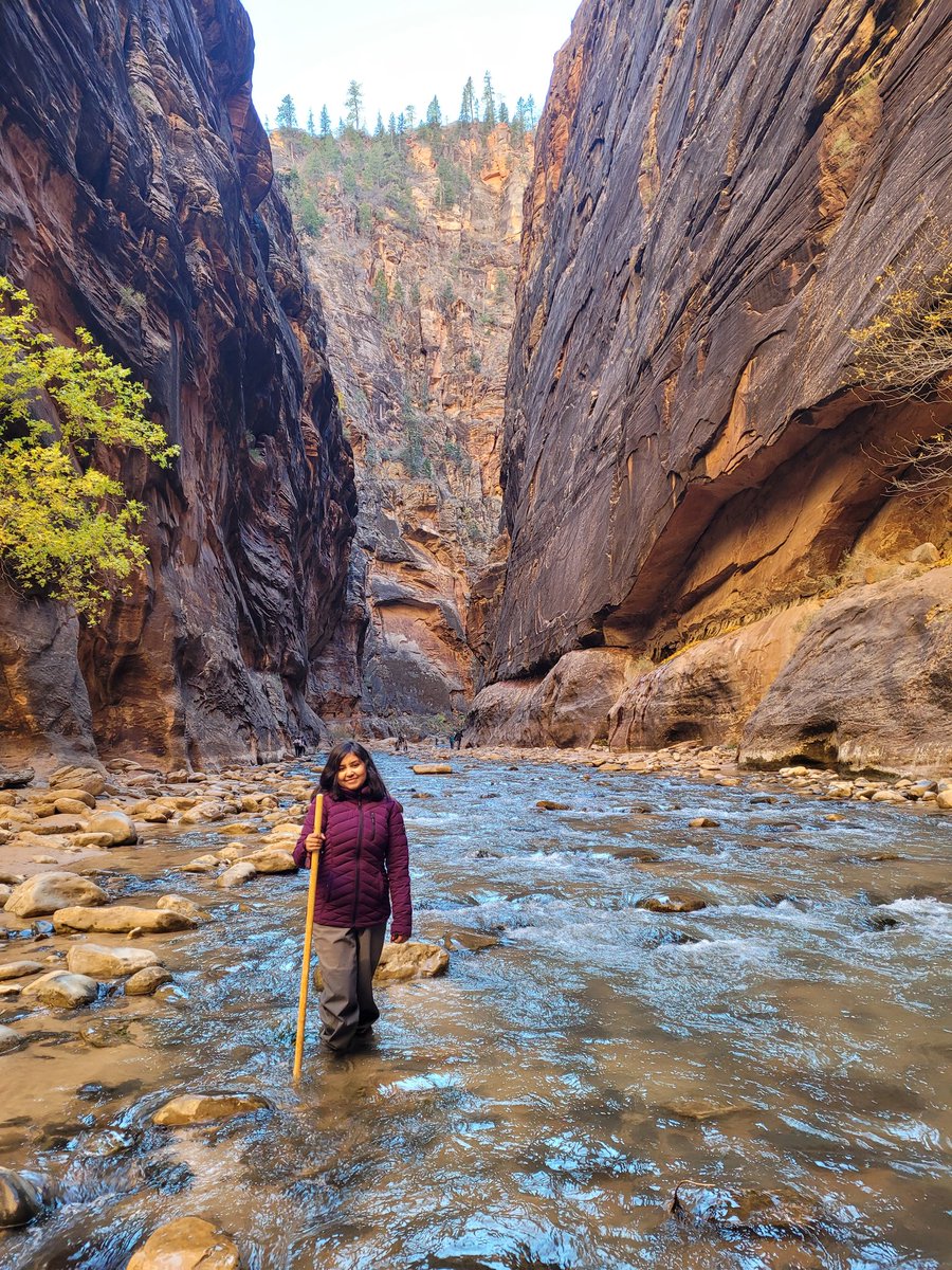 Bucket list: Hike the Narrows at <a href="/zionnp/">Zion National Park</a> ✅️✅️
#hikingadventures #happyme #november #utah #zion #usnationalparks #weekendtrip