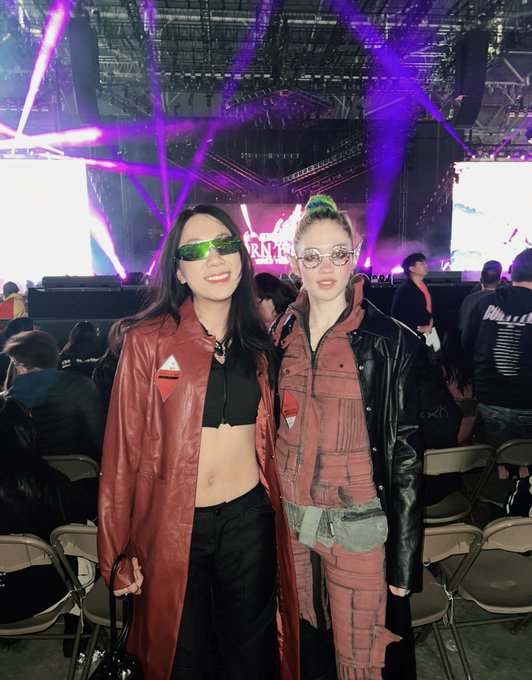 Martian State girl group Blackred in attendance of leading Earthen GG Blackpink concert 🤖🤖 https://t