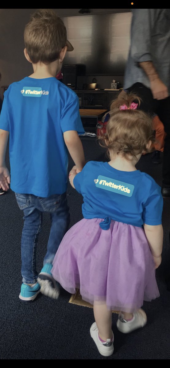 Amanda Schneider tweet media