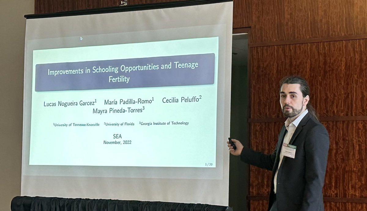 María Padilla Romo tweet media