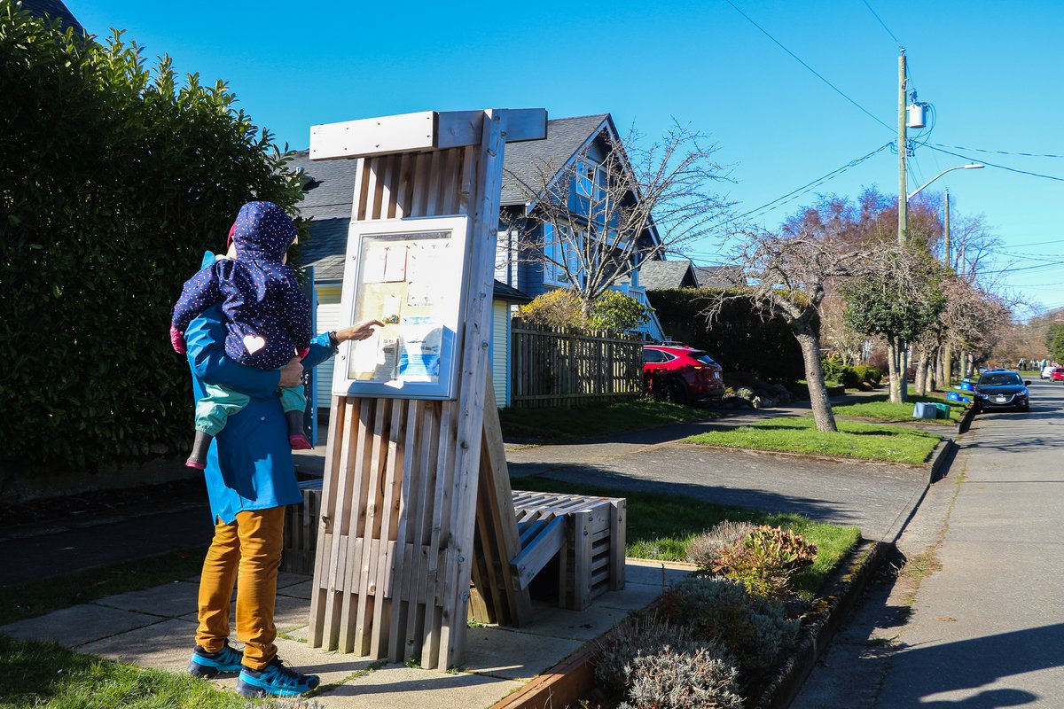 CityOfVictoria's tweet photo. The newest Neighbour Hub is on Kings Rd in #HillsideQuadra. Joining the Hubs on Harbour Rd in #VicWest and Leonard St in #Fairfield, our goal is for one in every neighbourhood to improve community connection, preparedness &amp; resiliency. Learn more: https://t.co/8oF1Nw11Qd https://t.co/YyQbDZAT3X