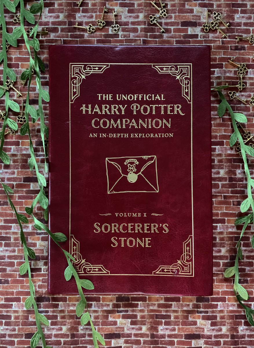 AlohomoraMN's tweet photo. Son of Banshee! This gorgeous faux-leather edition of “The Unofficial Harry Potter Companion” is available now - exclusively at @SamsClub! Run, don’t walk, to get your copy today (or order online, that works too).

https://t.co/upUAyg3uIu https://t.co/oR3HrnSwK7