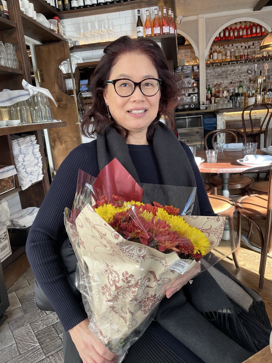 Lori Perlstein tweet media