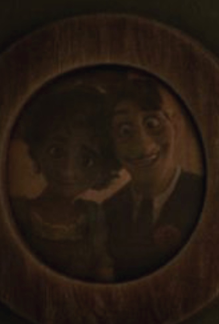 breathingherbs's tweet photo. @LoresMadrigal @DisneyFan0521 https://t.co/WELQJzarMG