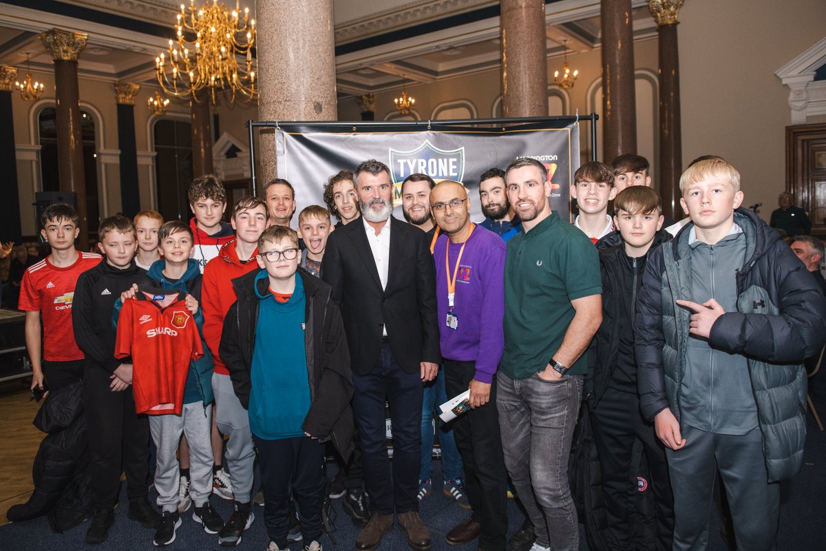 TykeMc's tweet photo. ✨DO MEET YOUR HEROES✨

Reflecting on a truly memorable night with Man United Legend Roy Keane.

So inspirational for all the young players at 
@WarringtonRLFC &amp; the young people from @WarringtonYZ to listen to.

He was an absolute gentleman &amp; it was honour to be in his company. https://t.co/QUVKq4P6VC