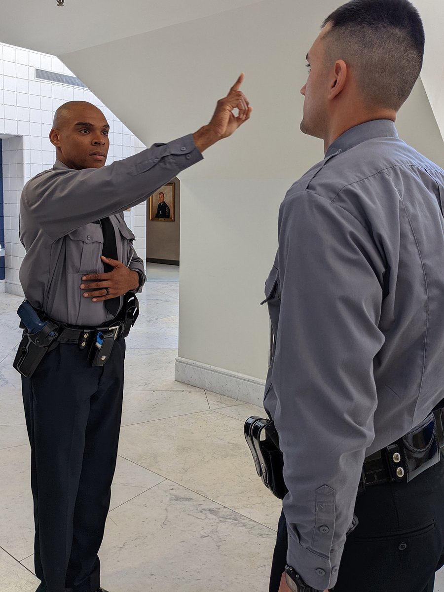 VSPPIO's tweet photo. It may be a short week at the #VSP Academy, but the Trooper-Trainees of the 138 Lateral Session are busy studying #DUI & #DUID statutes & detection practices. #ValorServicePride
While you're traveling this holiday weekend, remember #BuzzedDrivingisDrunkDriving https://t.co/Ddp8QKUfED