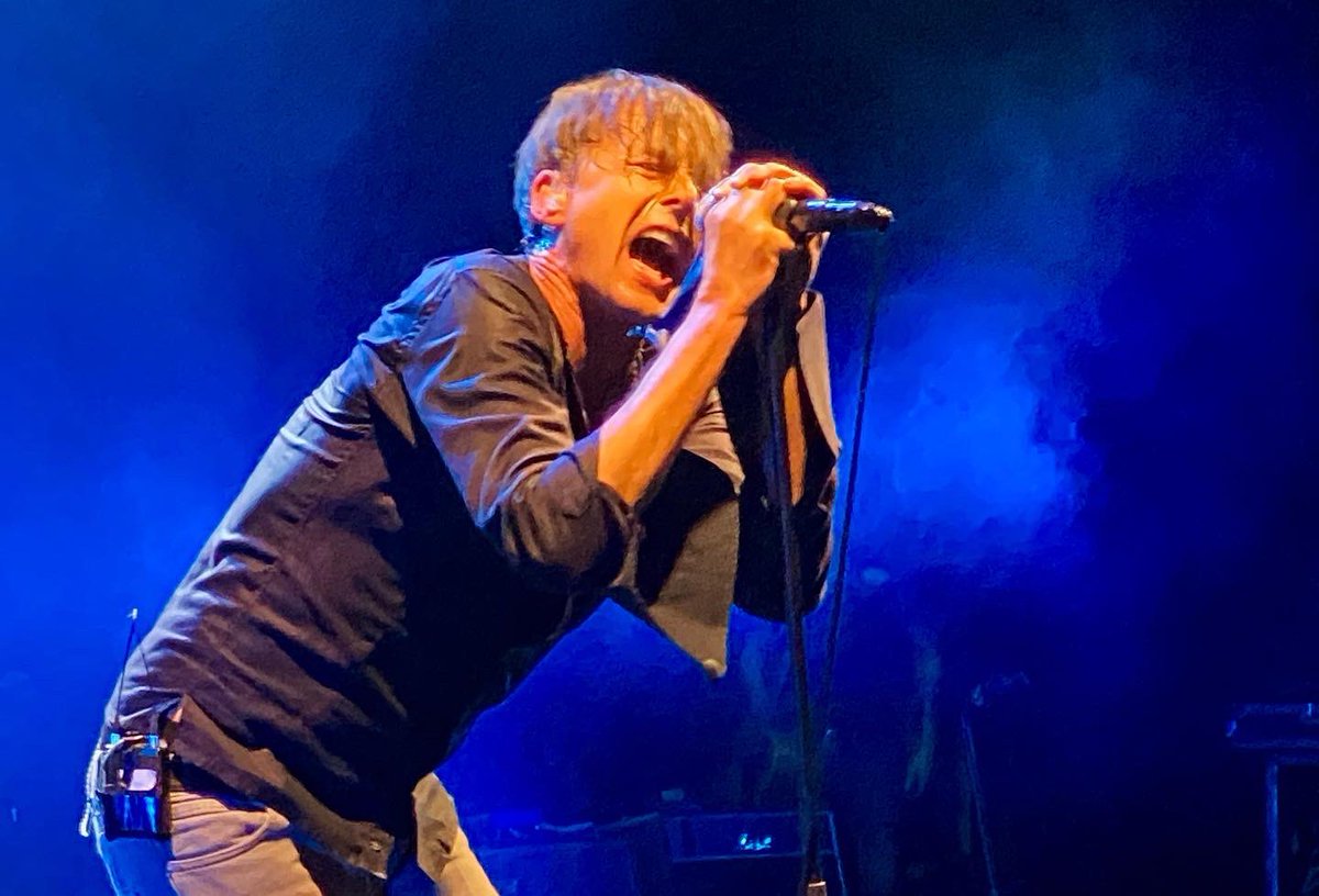 jpyle's tweet photo. Not sure about whether to disengage from Twitter, but why not post more epic @suedeHQ pics from Chicago. Sorry @matosman, ppl are telling me to tag you here too. https://t.co/SfwPUmjNJ3