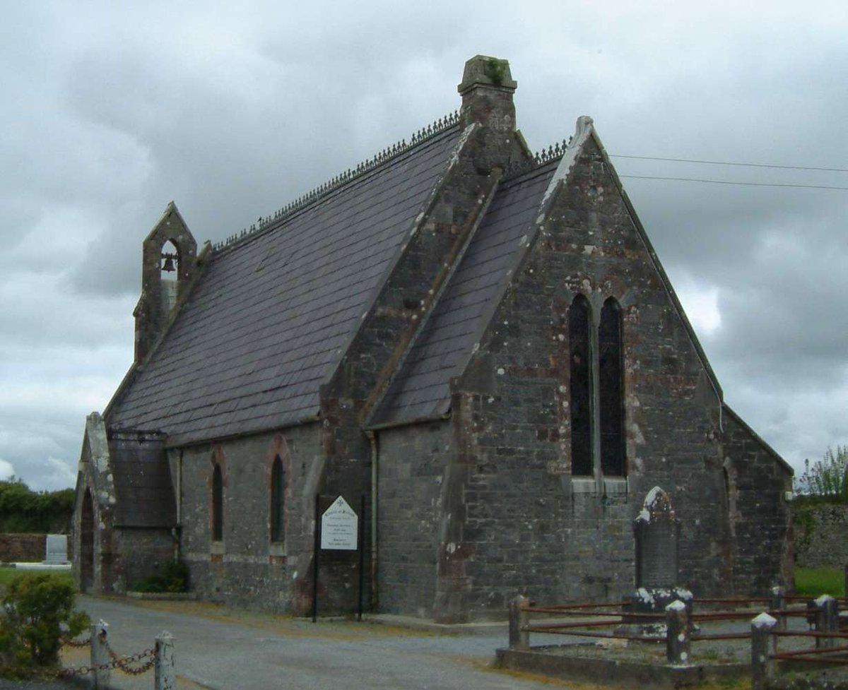 This Thursday @cinder_well returns to Kerry for the first time since her 2020 performance at Other Voice's for an intimate show in Ballyseedy Church, with support from
<a href="/JGhedi/">Jim Ghedi</a>. 

Auspiciously 18 years to the day since we put on our first event in #Tralee !