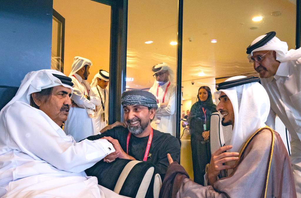 hameedalbloushi's tweet photo. كان حديثاً محفزاً ملهماً إذ تخرج كلمة كفو من قائد ملهم ، إعجاب سموه بعمان وعقول شبابها يزيدني فخراً   
كانت إشادة من الوالد الملهم والأبن الماسيترو ، وساماً غالياً على صدري ما حييت🙏🏼🇶🇦❤️🇴🇲🙏🏼
شكرا سمو الامير الوالد 
شكرا سمو الشيخ جاسم 

الصورة بعد نهاية #حفل_افتتاح_كأس_العالم https://t.co/fQ4GjuRozH