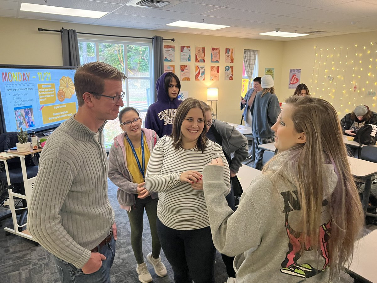 psdcomms's tweet photo. Fun to see Henderson Bay leadership students interact with @RepDerekKilmer this morning! @psd401 #WeArePSD https://t.co/CjOU6JDH7j