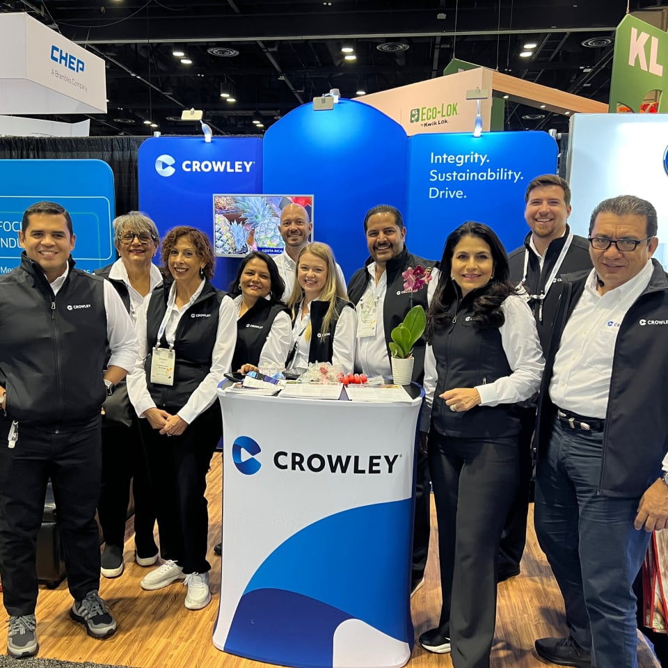 CrowleyMaritime's tweet photo. Our refrigerated experts attended the 2022 Global Produce &amp; Floral show. It was packed with vendors eager to learn about our services, equipment, &amp; technology, particularly our fleet of reefers equipped with Wireless Asset Management (WAM) cold-chain integrity tracking. https://t.co/ob98B60Ch9