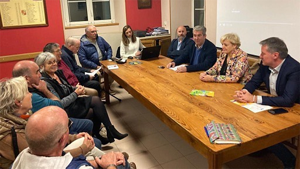 CAMPAGNE en Pyrénées-Atlantiques. Le <a href="/departement64/">Pyrénées-Atlantiques</a> lance un Erasmus Rural. Des jeunes partiront en service civique dans les villages de Béarn et du Pays Basque.
pyreneesinfos.fr/2022/11/l-info…
#PyreneesAtlantiques #Erasmus #Campagne #Pyreneesinfo #Aquitaineinfo #Bearn #PaysBasque